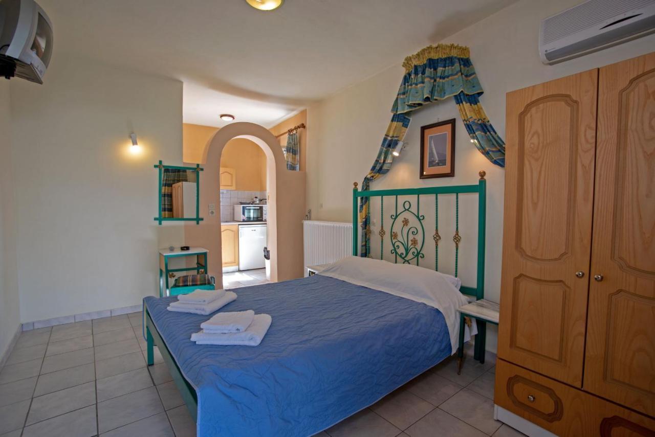 Kleoni Club Apartments Tolón Dış mekan fotoğraf