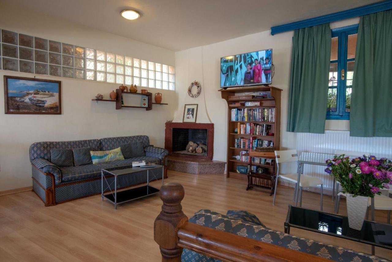 Kleoni Club Apartments Tolón Dış mekan fotoğraf