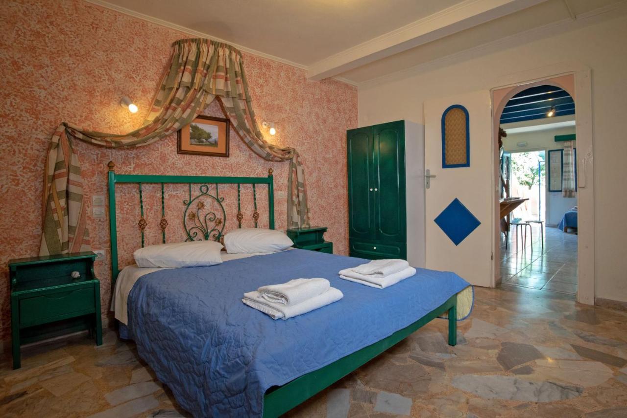 Kleoni Club Apartments Tolón Dış mekan fotoğraf