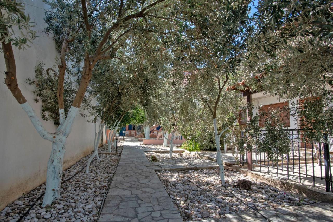 Kleoni Club Apartments Tolón Dış mekan fotoğraf