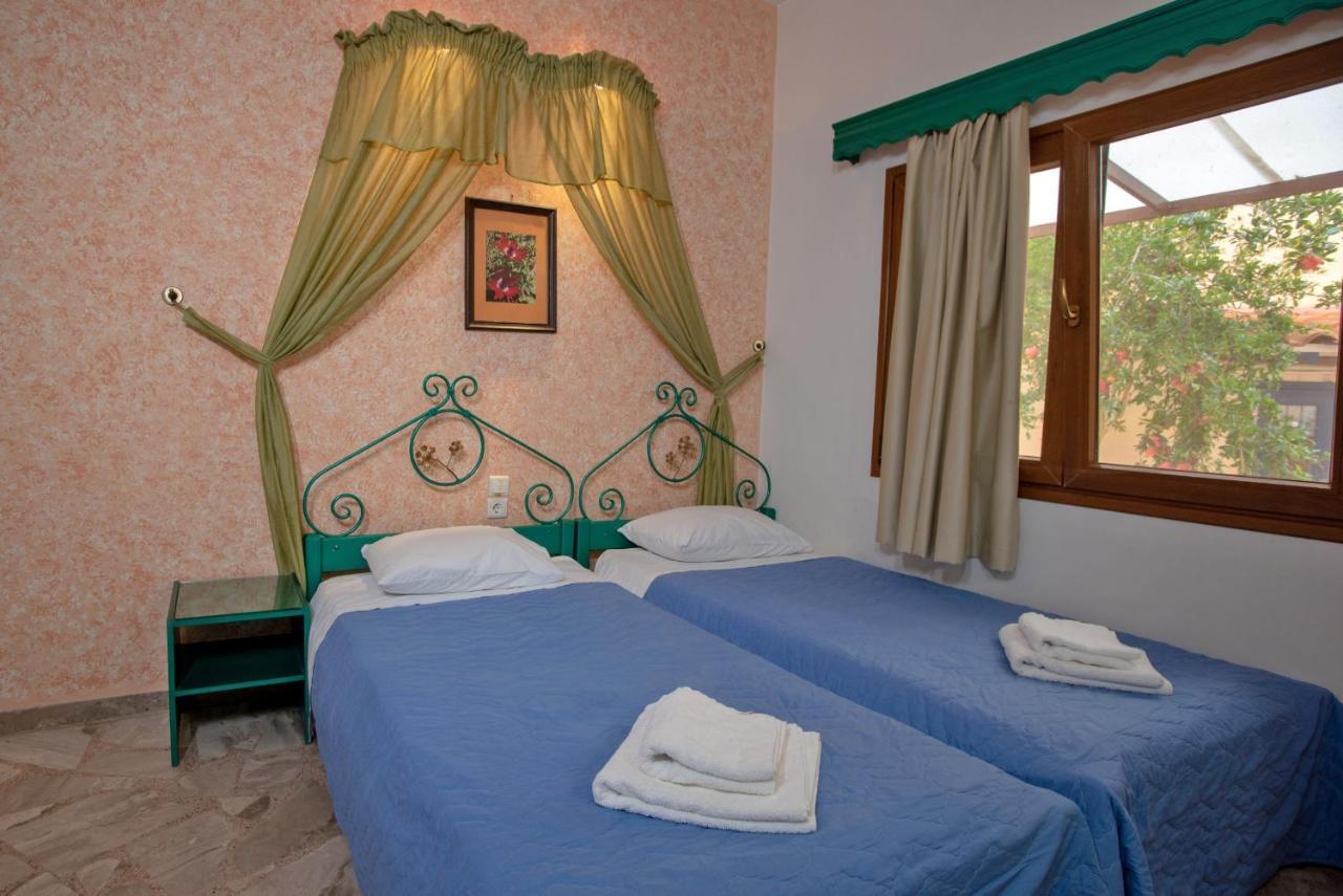 Kleoni Club Apartments Tolón Dış mekan fotoğraf