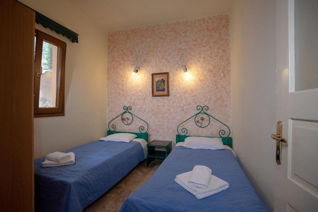 Kleoni Club Apartments Tolón Dış mekan fotoğraf