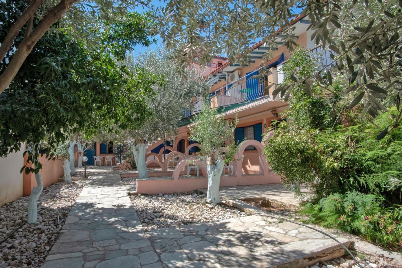 Kleoni Club Apartments Tolón Dış mekan fotoğraf